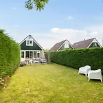 Holiday home Jonkerstee 226 De Zee-egel - Not For Companies